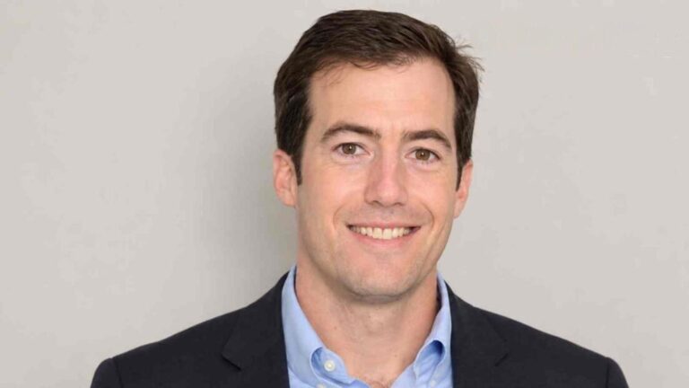 Marshall Trenkmann: Karla Souza’s Ex-Banker Husband Headshot of former JPMorgan banker Marshall Trenkmann